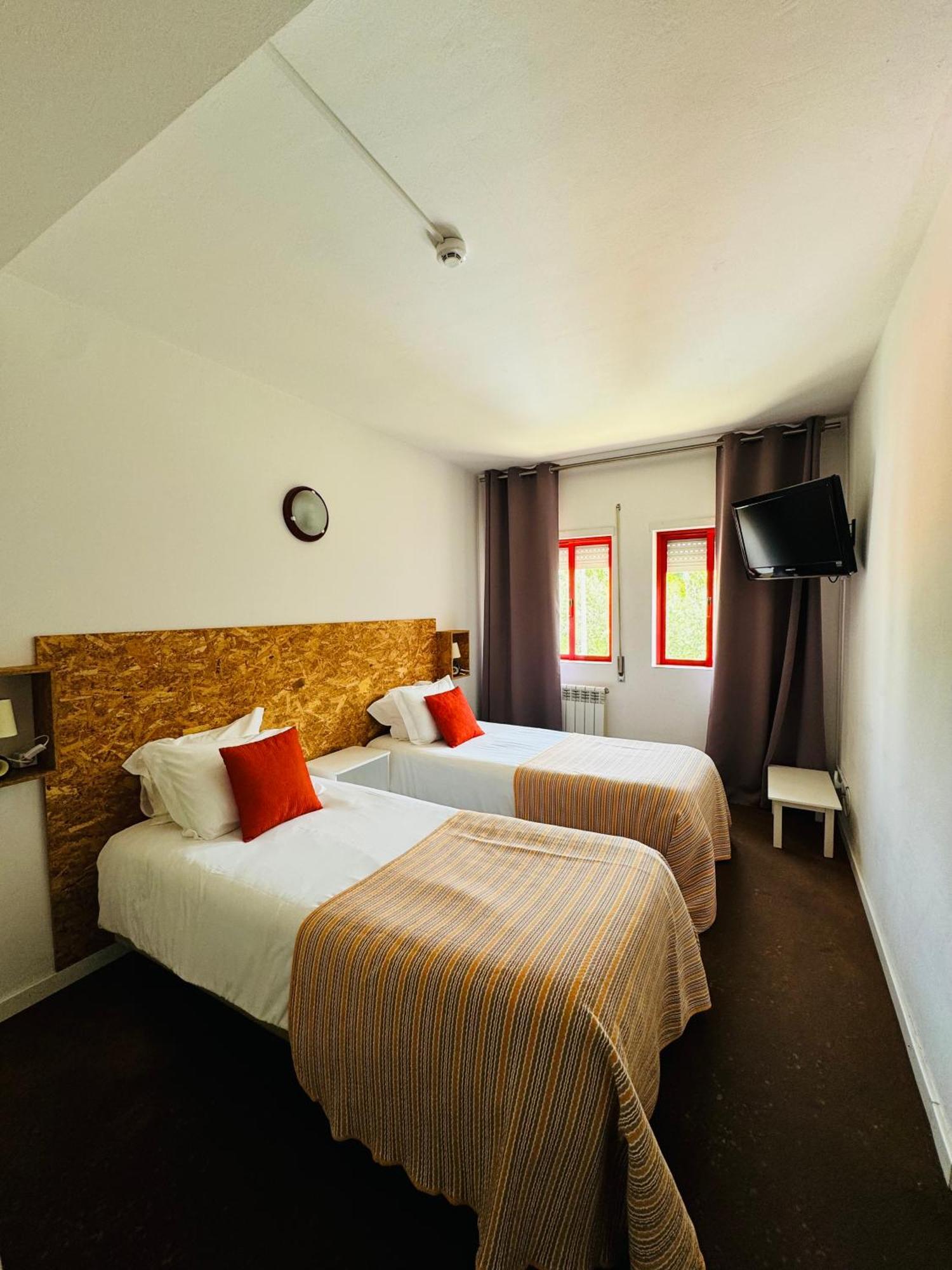 Nature & Beach Guest Rooms, Aldeamento Turistico Do Camarido Cristelo  Room photo