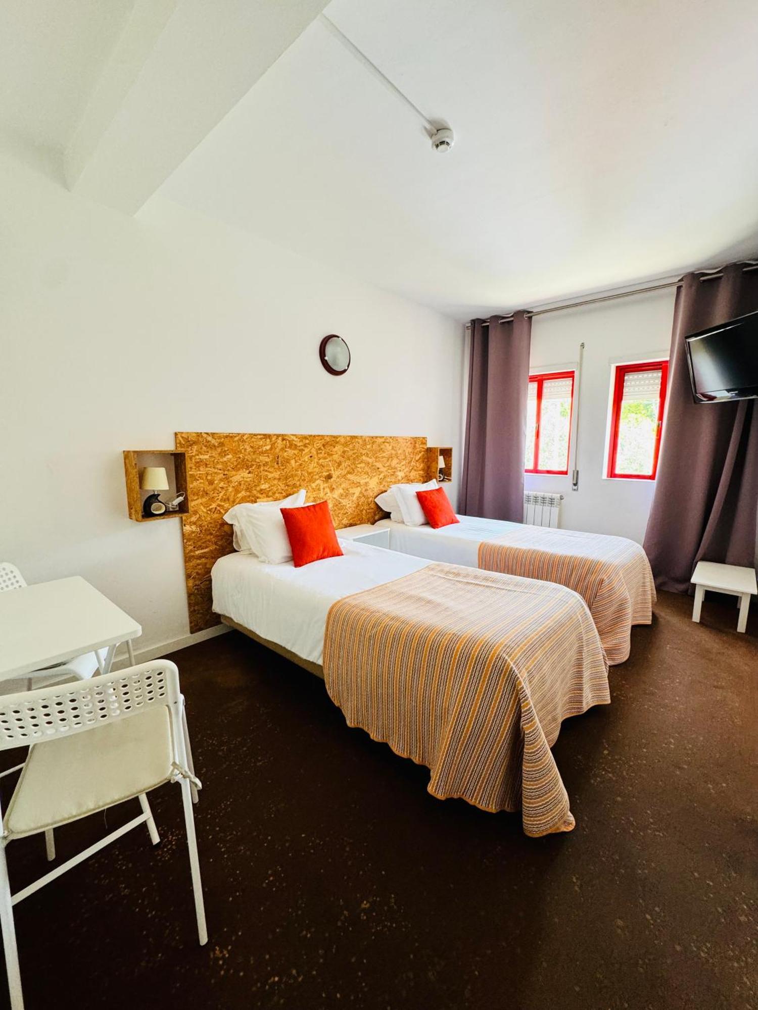 Nature & Beach Guest Rooms, Aldeamento Turistico Do Camarido Cristelo  Room photo